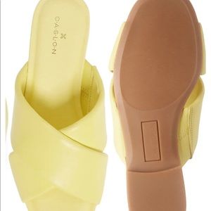 Puffy Sandal Slides Yellow summer sandals